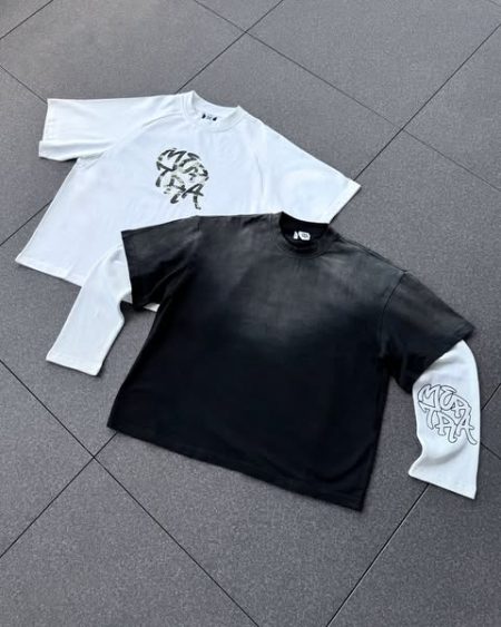 A Mertra Shirt Black